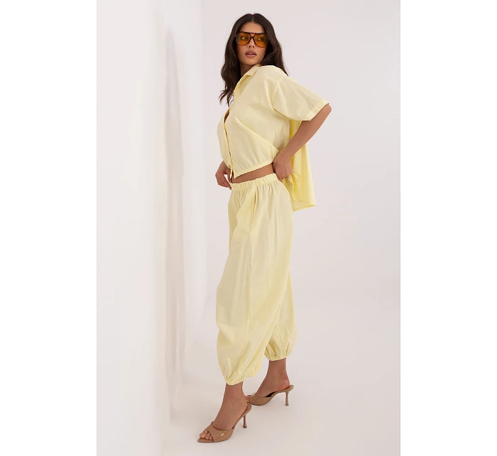 Kordové kalhoty model 226226 Italy Moda