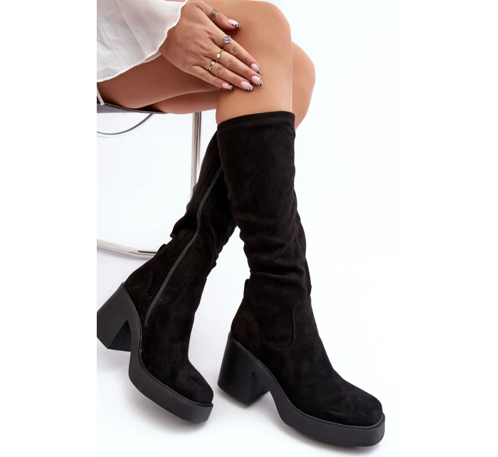 Dámské kotníkové boty na masivním sloupku D&A SN622-10A černé