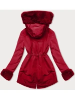 Červená krátká zimní bunda parka s kožešinovou podšívkou model 21461513 - J.STYLE Červená krátká zimní bunda parka s kožešinovou podšívkou model 21461513 - J.STYLE
