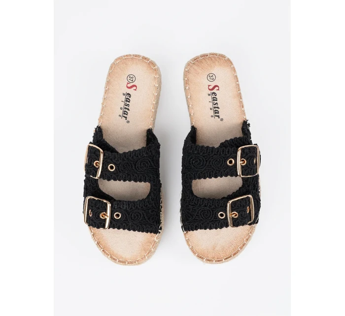 Moderní  nazouváky černé dámské platforma