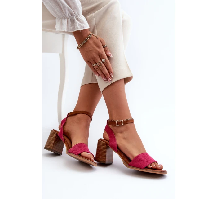 Dámské sandály na podpatku z eko semiše fuksie Ronvia Dámské sandály na podpatku z eko semiše fuksie Ronvia