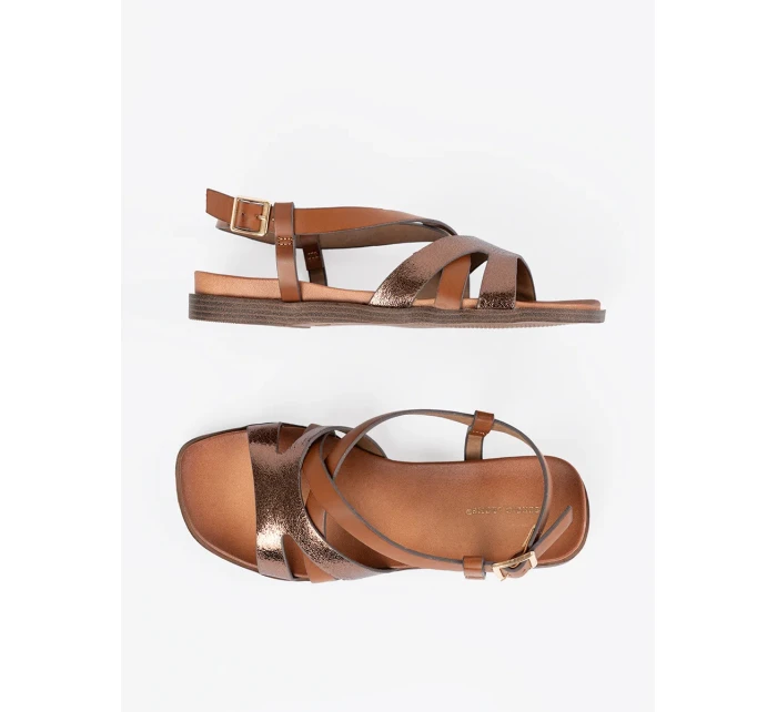 Moderní  sandály dámské hnědé na plochém podpatku