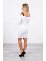 Šaty se širokými ramínky bílé Šaty se širokými ramínky bílé