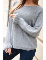Svetr dámský z mohéru s nařasenými rukávy a výstřihem na zádech šedý