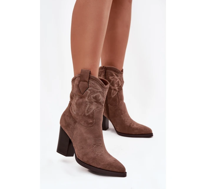 Dámské kožené boty na podpatku Eko semiš tmavě béžové model 21714713 - Boto