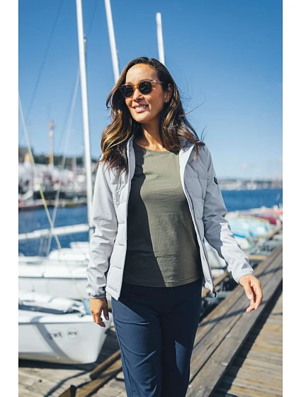 Cutter & Buck Women Dámské elastické tričko dark navy model 22458780 Cutter & Buck Women Dámské elastické tričko dark navy model 22458780
