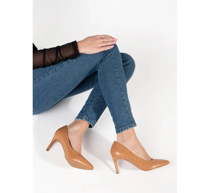 Pěkné   lodičky dámské na jehlovém podpatku