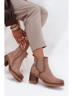 Dámské kotníkové boty na podpatku zateplené béžové model 21707438 - Boto Dámské kotníkové boty na podpatku zateplené béžové model 21707438 - Boto