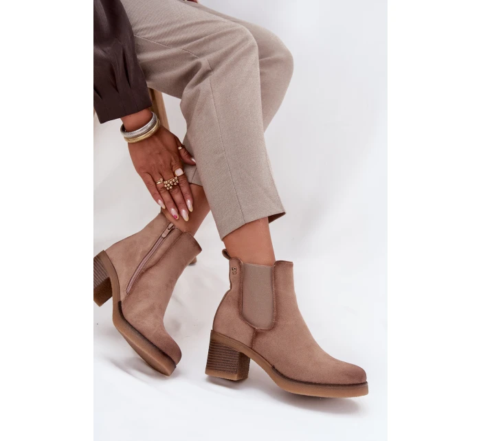 Dámské kotníkové boty na podpatku zateplené béžové model 21707438 - Boto Dámské kotníkové boty na podpatku zateplené béžové model 21707438 - Boto