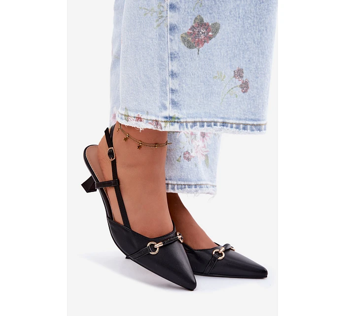 Dámské sandály na podpatku s  Černé model 22122544 - Boto