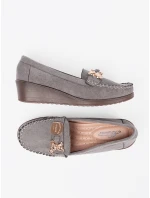 Moderní polobotky šedo-stříbrné dámské na klínku Moderní polobotky šedo-stříbrné dámské na klínku