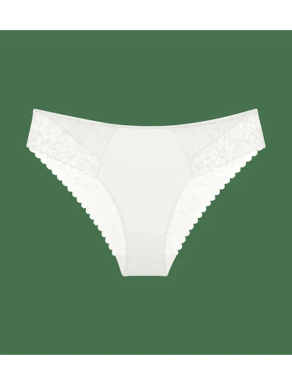 Pretty Modal Tai - Silk White - TRIUMPH Silk White - TRIUMPH Pretty Modal Tai - Silk White - TRIUMPH Silk White - TRIUMPH