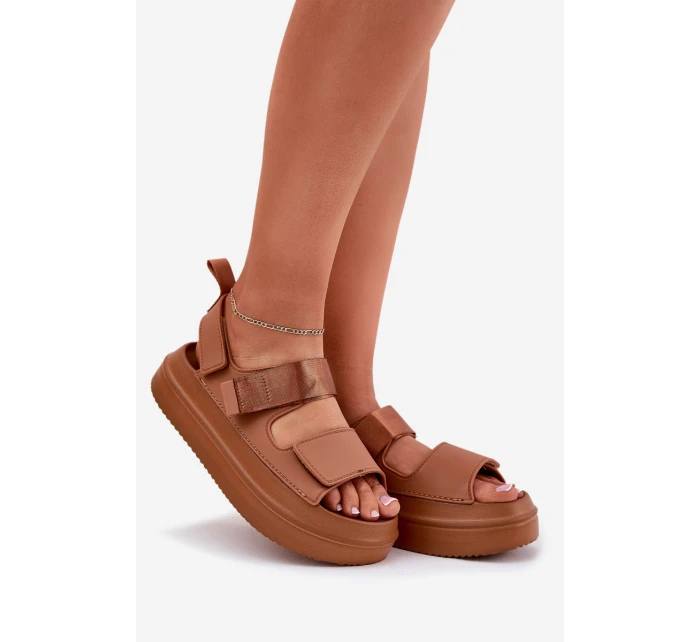 Dámské sandály na platformě se suchým zipem Camel Nitepira Dámské sandály na platformě se suchým zipem Camel Nitepira