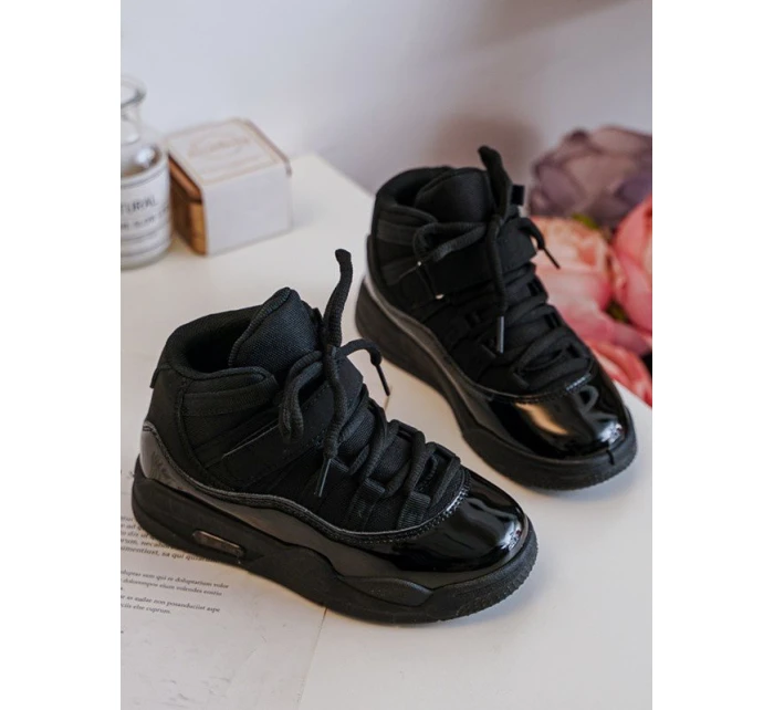 Dětské sportovní šněrovací boty černé model 21634805 - Boto