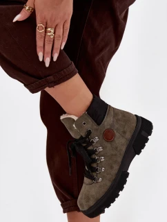 Zateplené dámské trapery na platformě tmavě zelené model 21714434 - Boto