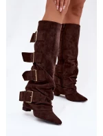 Dámské kozačky na podpatku s lemem a zlatými Eco semiš čokoládové model 21786876 - Boto Dámské kozačky na podpatku s lemem a zlatými Eco semiš čokoládové model 21786876 - Boto