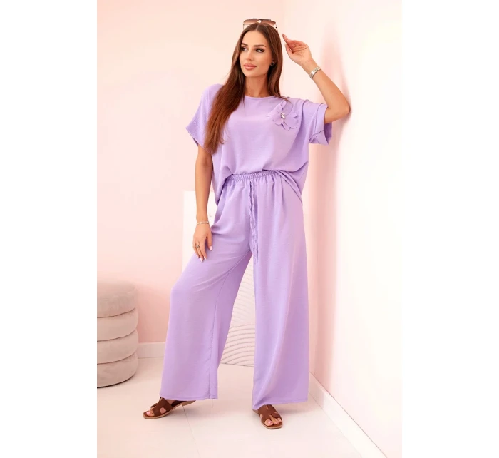 Dámský komplet z viskózy s ozdobným květem a širokými kalhotami - fuchsie světlá fialová