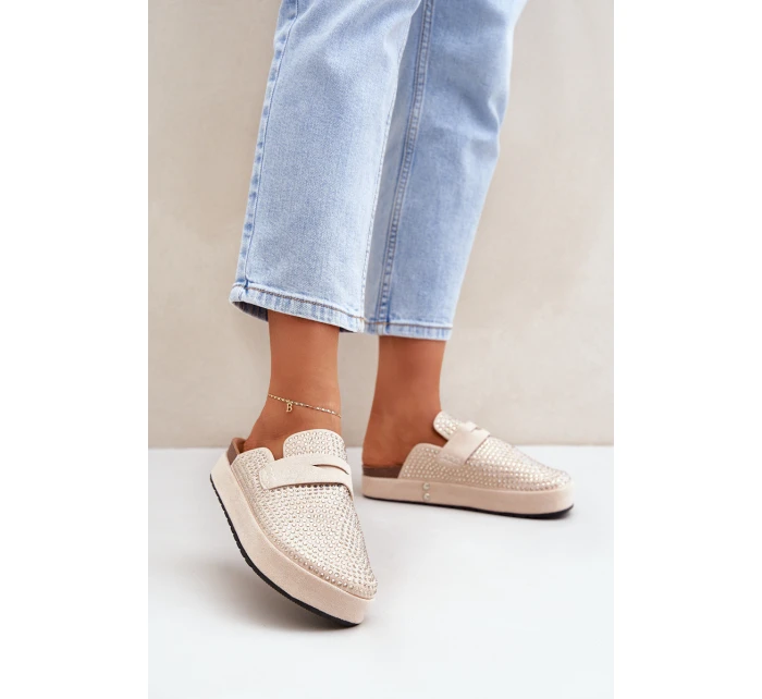 Dámské sandály zdobené zirkony na platformě béžové Deorani Dámské sandály zdobené zirkony na platformě béžové Deorani