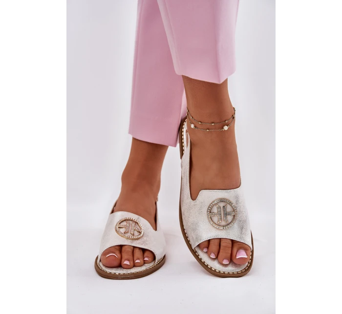 Dámské Sandály Na Plochém Podpatku S Ozdobou model 21698213 Stříbrné - S.Barski