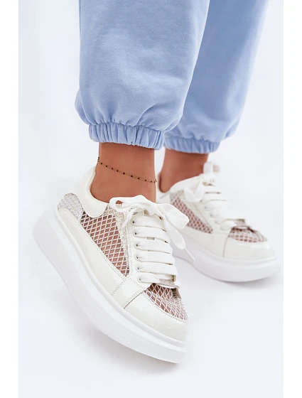 Kožené Dámské Tenisky S Dekorací model 22095158 Bílé - Goe Kožené Dámské Tenisky S Dekorací model 22095158 Bílé - Goe