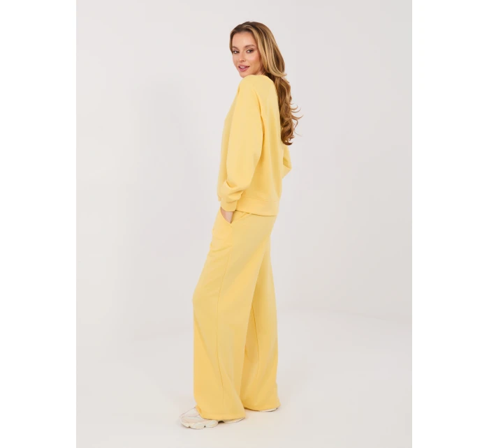 Sada IT KMPL 81001.28 světle žlutá