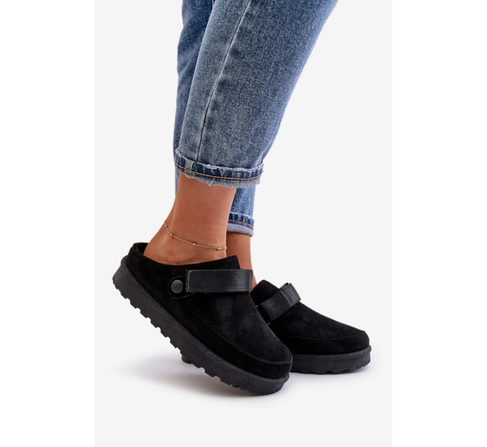 Dámské pantofle zateplené kožíškem na platformě černé model 21671344 - Boto