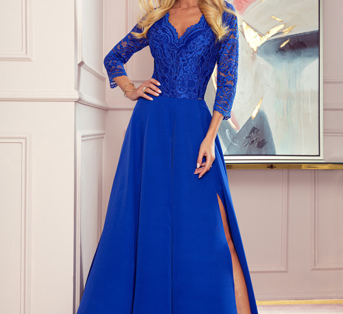 AMBER - Elegantní dlouhé krajkové dámské šaty v chrpové barvě s dekoltem 309-2