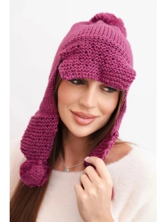 Dámská zimní čepice s vlnou s kšiltem a bambulemi K475 tmavě fialová