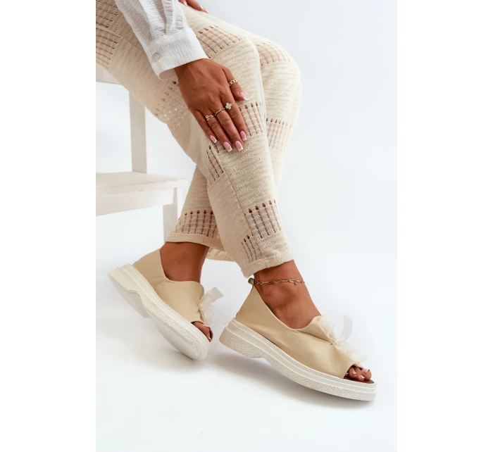 Zazoo 2939 Kožené Dámské Sandály S Mašlí Světle Béžové Zazoo 2939 Kožené Dámské Sandály S Mašlí Světle Béžové