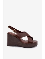 Dámské sandály z eko kůže na platformě Čokoládové model 21937446 - Boto