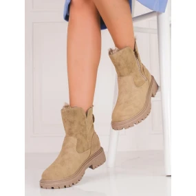 Pohodlné kotníčkové boty hnědé dámské na plochém podpatku Pohodlné kotníčkové boty hnědé dámské na plochém podpatku