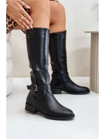 Dámské zateplené kozačky na plochém podpatku se zlatou sponou černé model 21671225 - Boto Dámské zateplené kozačky na plochém podpatku se zlatou sponou černé model 21671225 - Boto