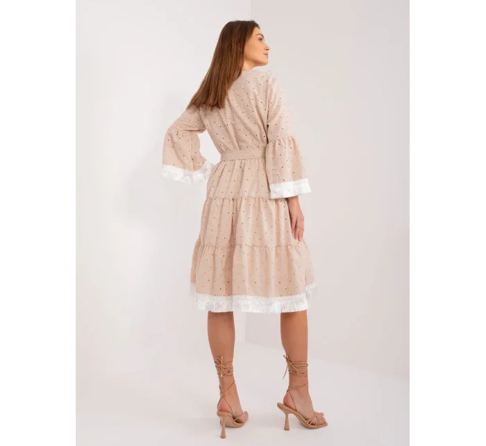 LK SK 509606 šaty.70 béžová LK SK 509606 šaty.70 béžová