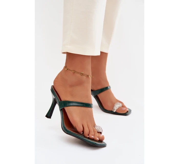 Dámské lodičky na podpatku s ozdobným detailem tmavě zelené model 21943395 - Boto Dámské lodičky na podpatku s ozdobným detailem tmavě zelené model 21943395 - Boto