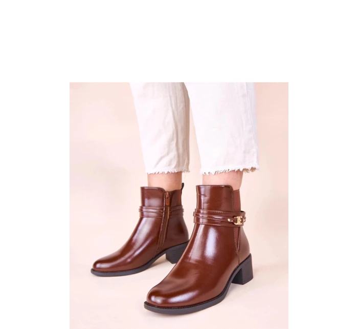 Boty na podpatku model 222371 Solea Boty na podpatku model 222371 Solea