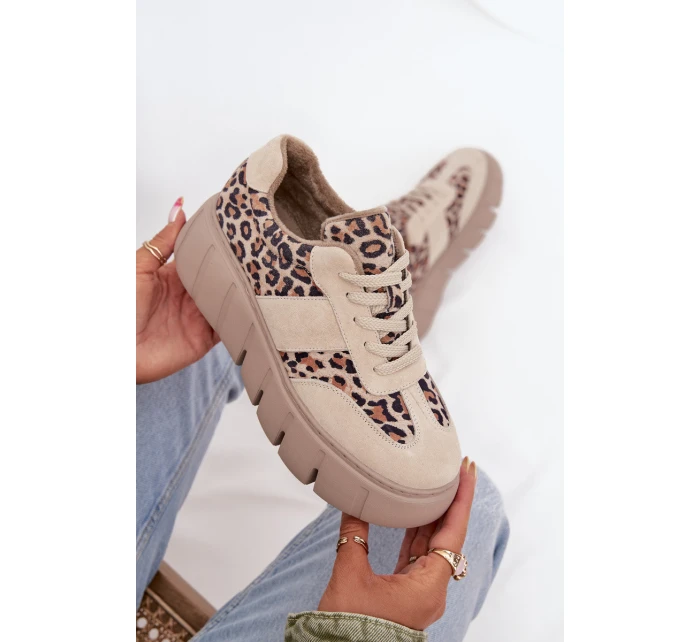 Semišové zateplené dámské tenisky na masivní platformě béžové model 21707642 - VINCEZA Semišové zateplené dámské tenisky na masivní platformě béžové model 21707642 - VINCEZA