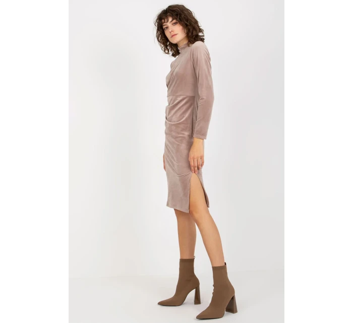 Večerní šaty model 174424 Rue Paris Večerní šaty model 174424 Rue Paris