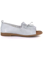 Dámské kožené polobotky s otevřenou špičkou stříbrné barvy Cambell 19388 Dámské kožené polobotky s otevřenou špičkou stříbrné barvy Cambell 19388