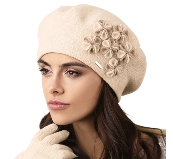 Kamea Gorycja barva: béžová