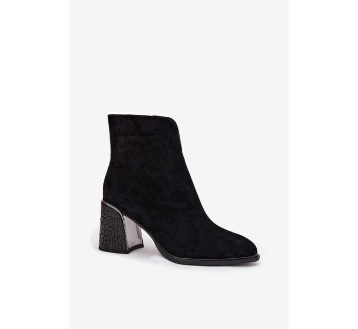Dámské kotníkové boty Vinceza na sloupku s tlačeným vzorem – černé Dámské kotníkové boty Vinceza na sloupku s tlačeným vzorem – černé