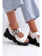Dámské sandály na platformě a klínu z eko kůže Bílé Vinceza 58292