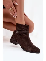 Dámské boty z přírodního semiše na klínu zateplené model 21715526 čokoládové - D&A