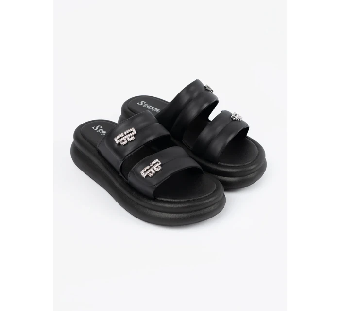 Komfortní černé dámské  nazouváky platforma