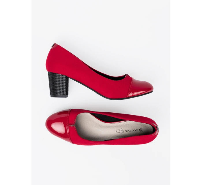 Exkluzívní dámské lodičky červené na širokém podpatku Exkluzívní dámské lodičky červené na širokém podpatku