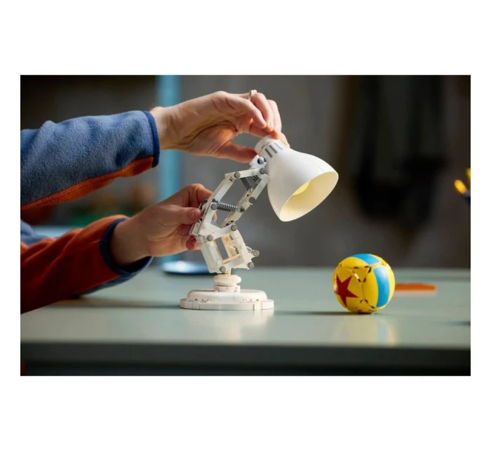 LEGO Ideas 21357 Disney Pixar Luxo Jr.
