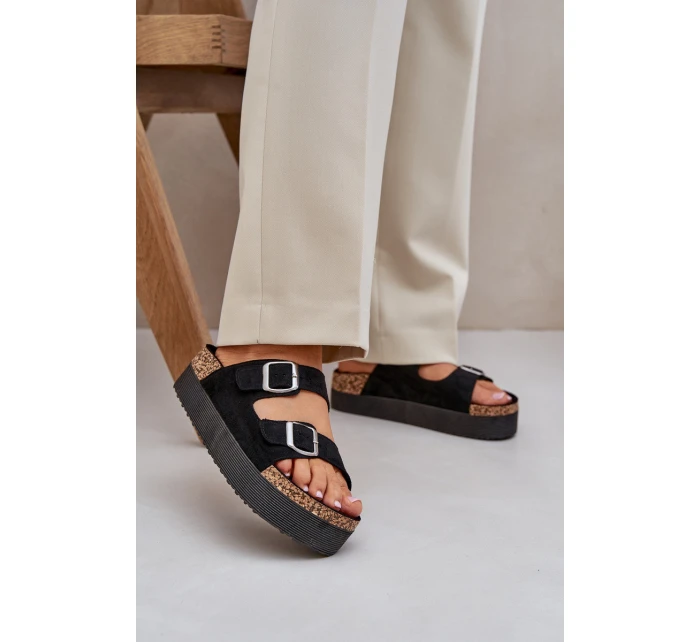 Dámské sandály na masivní platformě se černé model 21685371 - Boto Dámské sandály na masivní platformě se černé model 21685371 - Boto