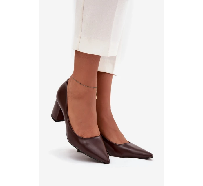 Lodičky na sloupkovém podpatku se  čokoládové model 21711480 - Boto