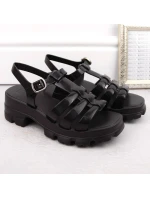 Gumové sandály s W model 20183821 - Zaxy