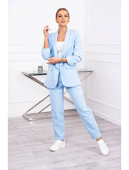 Elegantní souprava saka a kalhot modré barvy Elegantní souprava saka a kalhot modré barvy