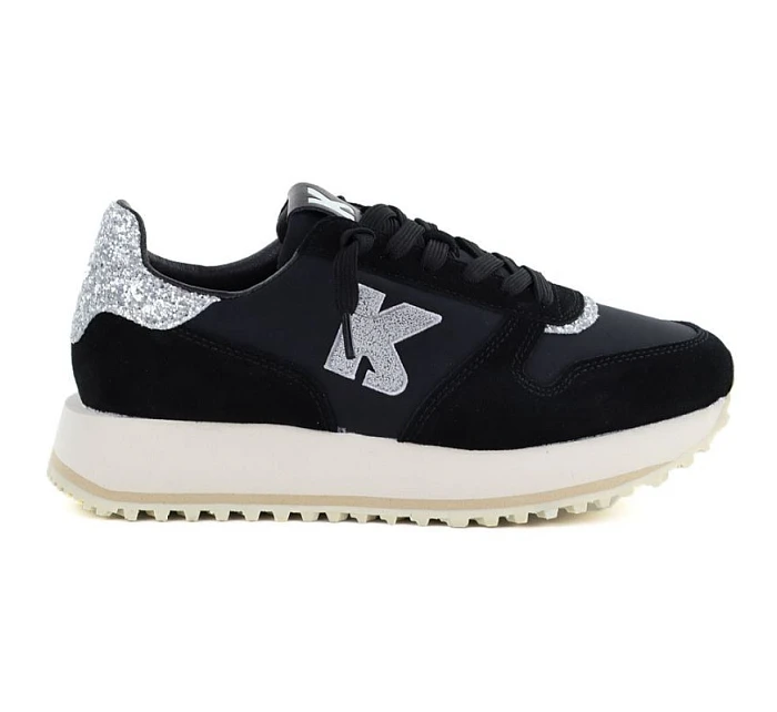 Černá sportovní polobotka Kobbo na platformě 100103